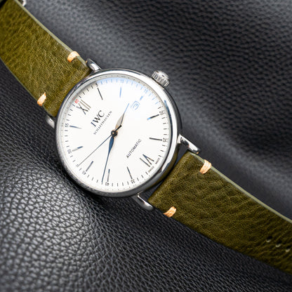 Green vegetable tanned leather side seam strap