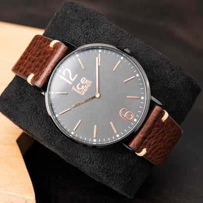 Coffee color vegetable tanned leather side seam strap