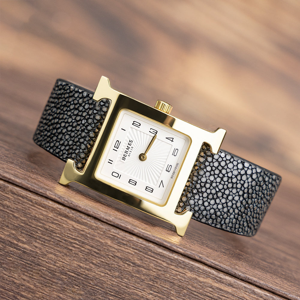 Black Pearl fish skin Slim Stitchless Strap