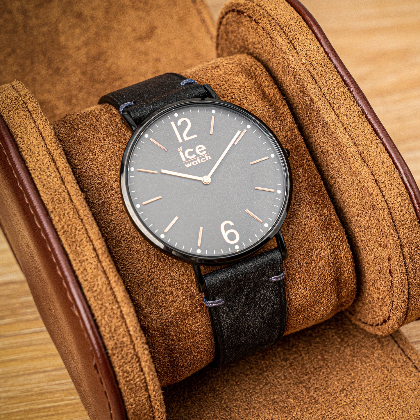 Black Pueblo Nubuck Side-Stitch Strap
