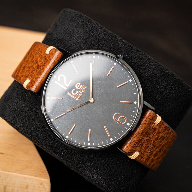 Brown Vegetable-Tanned Leather Side-Stitched Strap