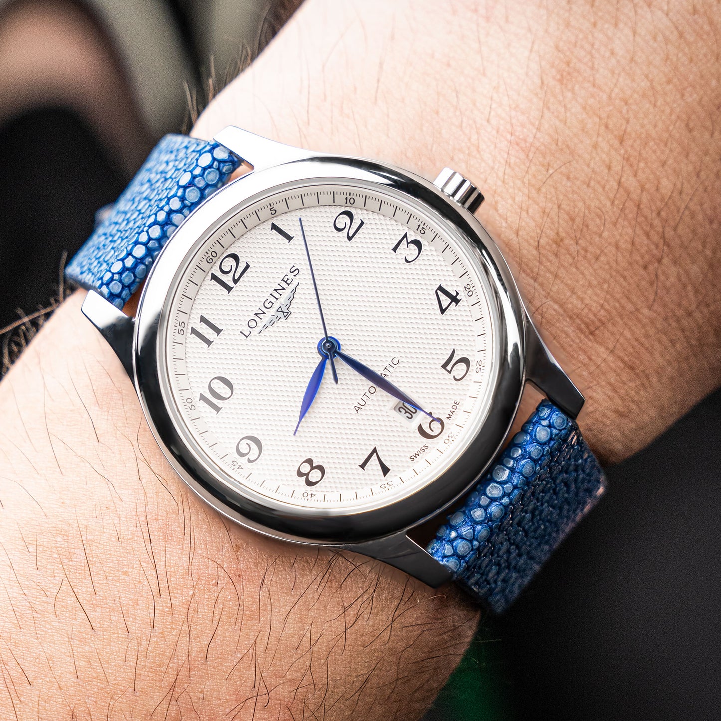 Ocean Blue Pearl fish skin Slim Strap